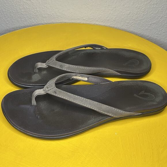 OluKai Thong Flip Flop Beige Taupe Sandals Womens Size 9 - Picture 1 of 8